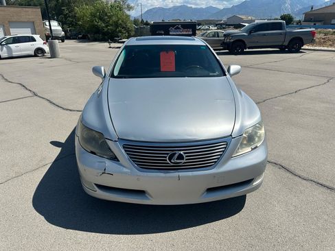 Used 2007 Lexus LS 460 RWD image 7