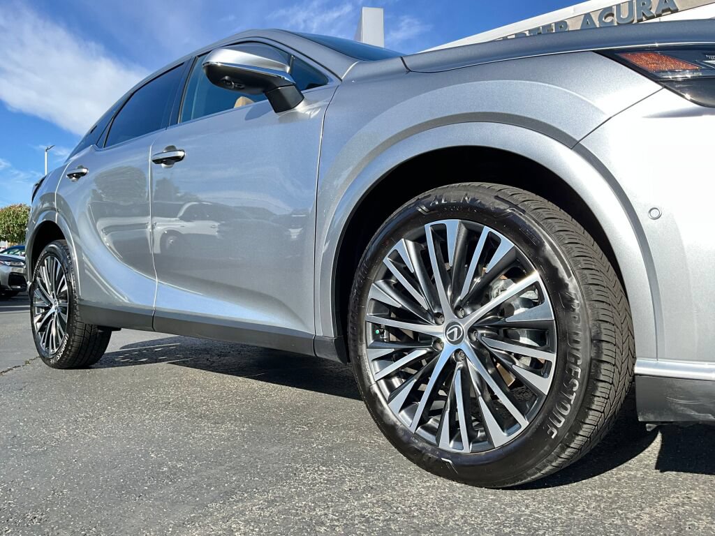 Used 2024 Lexus RX 350 Premium Plus w/ Convenience Package AWD/4WD image 9