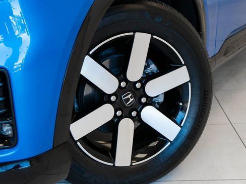 Used 2024 Honda Prologue Touring image 2