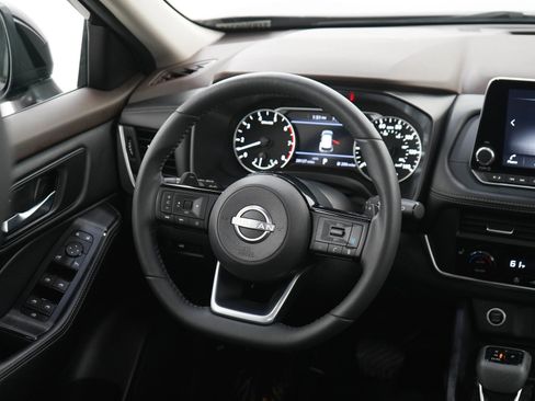 Used 2023 Nissan Rogue SV w/ SV Premium B Package AWD/4WD image 15