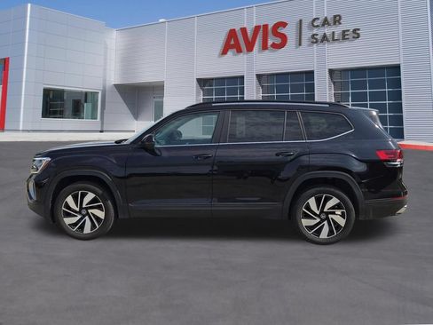 Used 2025 Volkswagen Atlas SE FWD image 10