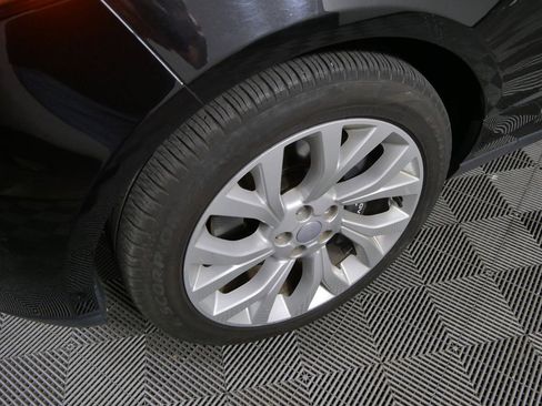 Used 2022 Land Rover Range Rover Westminster Edition image 10