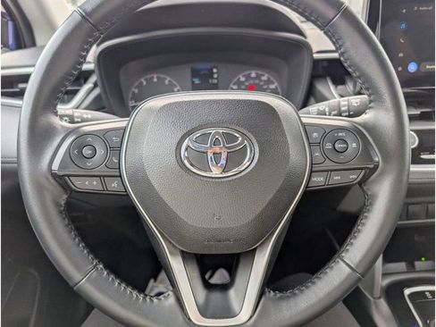 Used 2024 Toyota Corolla Cross LE image 18