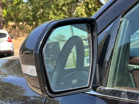 Used 2023 Ford Expedition Limited image 50