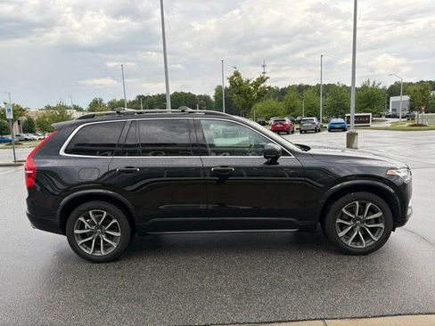 Used 2017 Volvo XC90 T6 Momentum w/ Vision Package AWD/4WD image 7