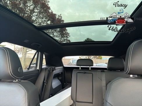 New 2026 Volkswagen Tiguan SEL R-Line image 16