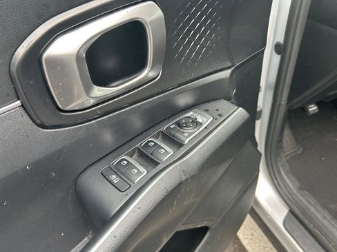 Used 2022 Kia Sorento S FWD image 5