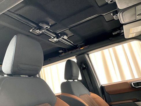 Used 2022 Ford Bronco Outer Banks image 27