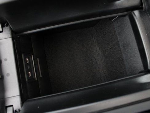 Used 2024 Mercedes-Benz C 300 4MATIC Sedan image 28