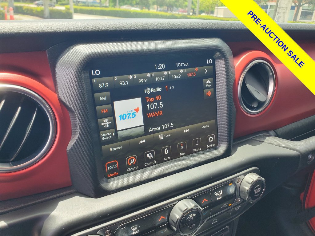 Used 2022 Jeep Wrangler Unlimited Rubicon AWD/4WD image 23
