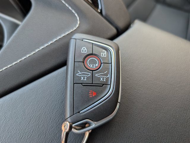 Used 2021 Chevrolet Corvette Stingray Coupe w/ 1LT RWD image 24
