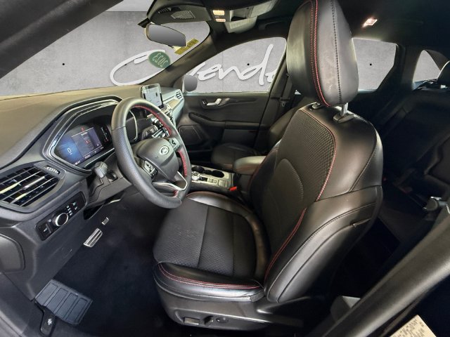 Used 2023 Ford Escape ST-Line AWD/4WD image 19