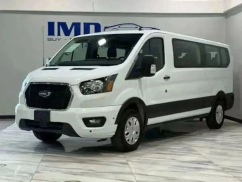 Used 2024 Ford Transit 350 XLT image 2