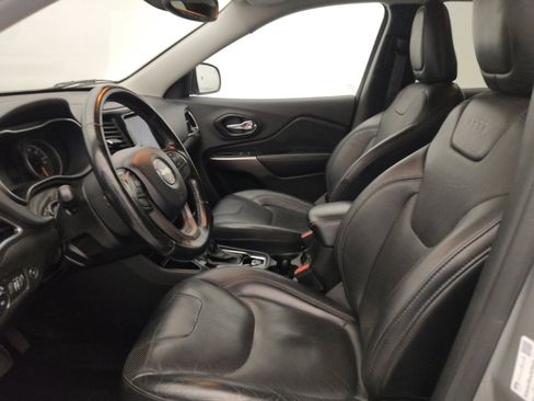 Used 2020 Jeep Cherokee Limited image 17