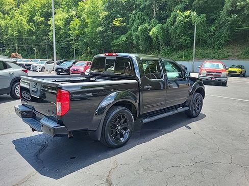 Used 2021 Nissan Frontier SV w/ Midnight Edition Floor Mats AWD/4WD image 7