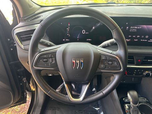 Used 2025 Buick Encore GX Preferred FWD image 29