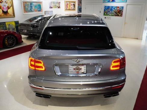 Used 2020 Bentley Bentayga AWD/4WD image 7