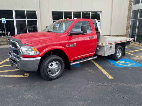 Used 2018 RAM 3500 Tradesman w/ Power & Remote Entry Group AWD/4WD image 2
