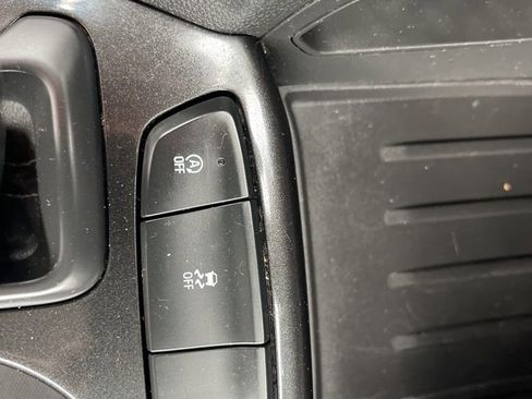 Used 2024 Chevrolet TrailBlazer LT FWD image 28