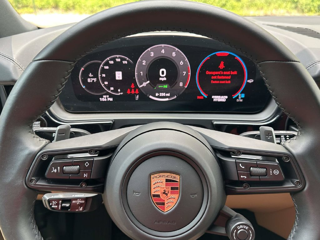 Certified 2025 Porsche Cayenne E-Hybrid AWD/4WD image 20