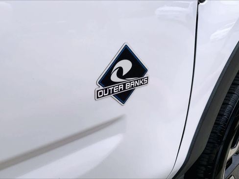 Used 2021 Ford Bronco Sport Outer Banks image 9