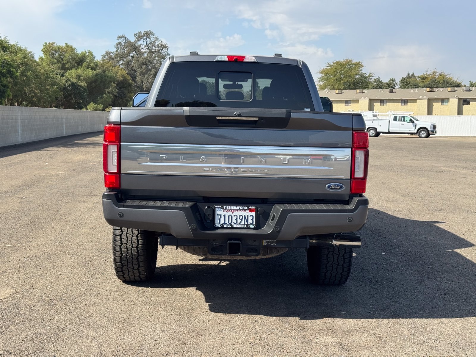 Used 2022 Ford F250 Platinum w/ Tremor Off-Road Package AWD/4WD image 6