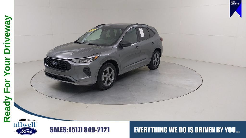 Certified 2024 Ford Escape ST-Line w/ Tech Pack #1 AWD/4WD image 1
