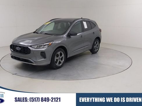 Certified 2024 Ford Escape ST-Line w/ Tech Pack #1 AWD/4WD image 1