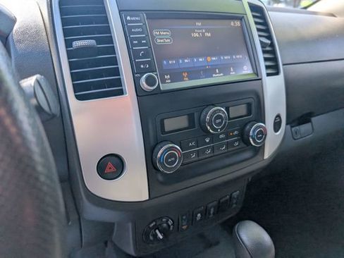 Certified 2021 Nissan Frontier SV image 20