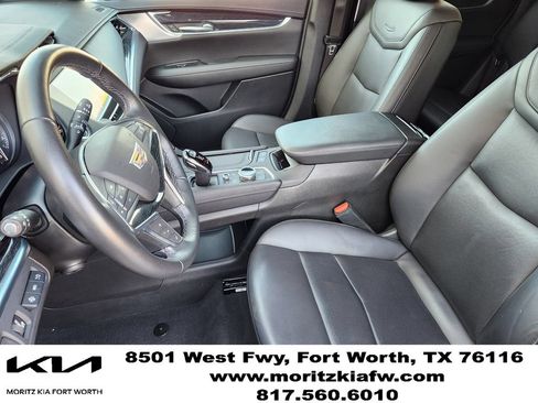 Used 2023 Cadillac XT5 Premium Luxury w/ Technology Package FWD image 12