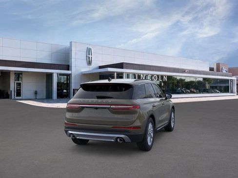 New 2026 Lincoln Corsair Premiere FWD image 9