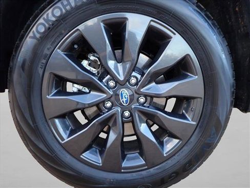 Certified 2025 Subaru Outback Onyx Edition image 6