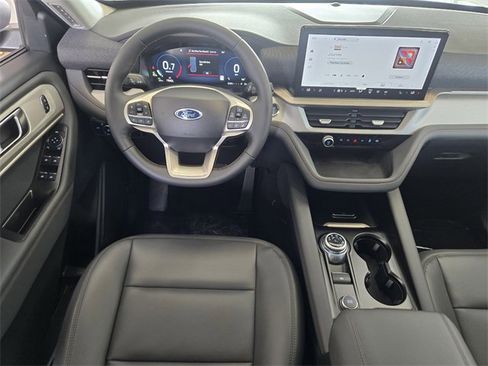 New 2025 Ford Explorer Active w/ Active Comfort Package image 20