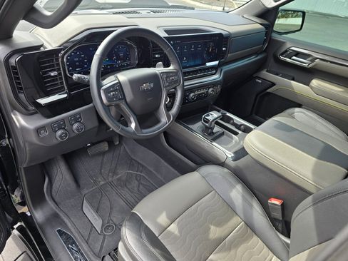 Used 2023 Chevrolet Silverado 1500 ZR2 AWD/4WD image 35