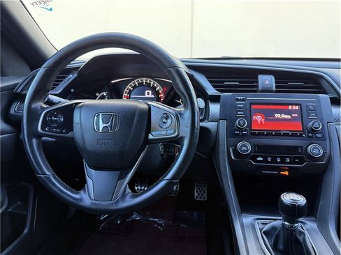Used 2018 Honda Civic Sport image 22