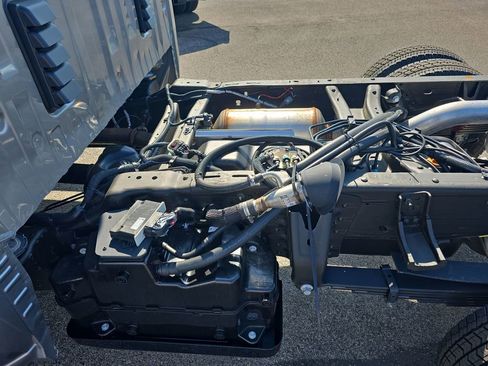 New 2026 Chevrolet Silverado 3500 LT w/ Convenience Package AWD/4WD image 13