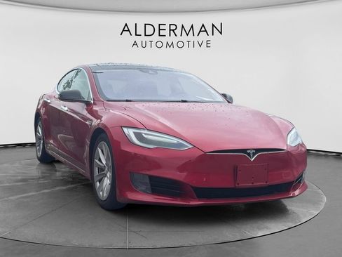 Used 2016 Tesla Model S 60D AWD/4WD image 2