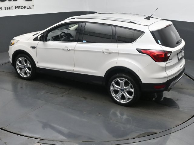 Used 2019 Ford Escape Titanium AWD/4WD image 48
