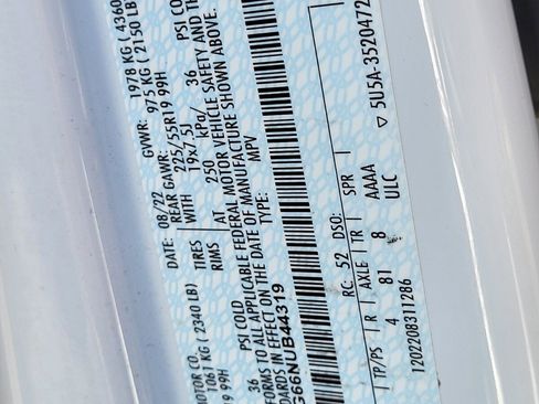 Certified 2022 Ford Escape SE w/ SE Sport Appearance Package image 33