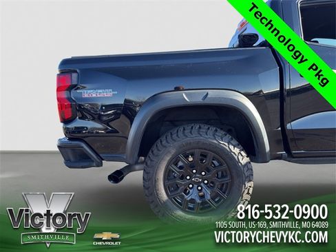 Used 2023 Chevrolet Colorado Trail Boss w/ Technology Package image 23