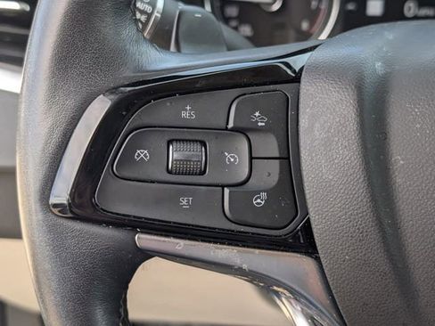 Used 2023 Buick Enclave Essence w/ Experience Buick Package image 23