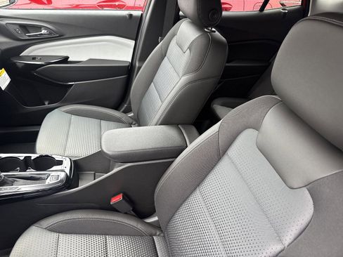 New 2026 Chevrolet Trax LT w/ Driver Confidence Package image 9