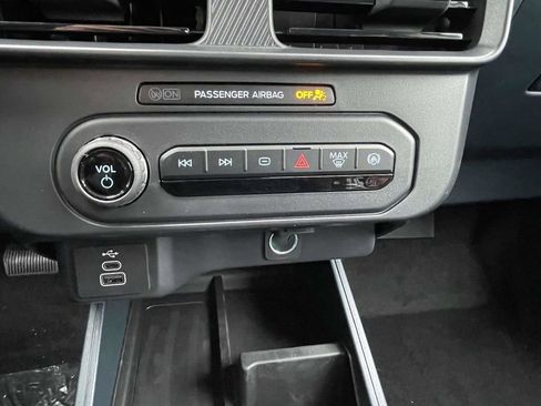 New 2026 Ford Maverick XL image 26