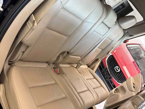 Used 2013 Jeep Grand Cherokee Limited w/ Luxury Group II image 26