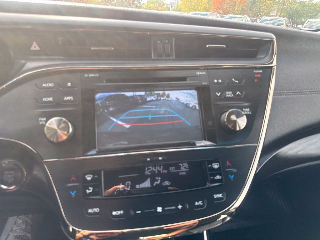 Used 2018 Toyota Avalon XLE Premium w/ Carpet Mat Package FWD image 25