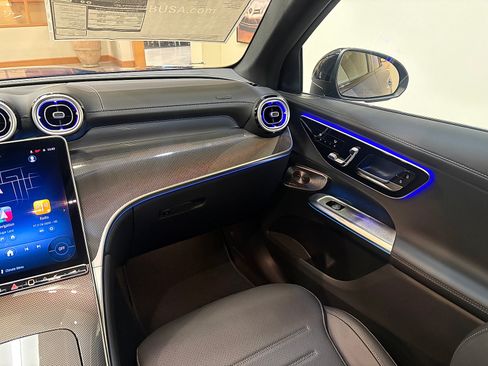 New 2026 Mercedes-Benz GLC 300 image 16