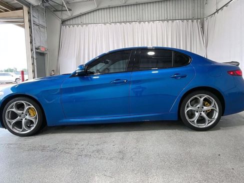 Used 2019 Alfa Romeo Giulia Ti Sport w/ Quick Order Package 22S Sport AWD/4WD image 26
