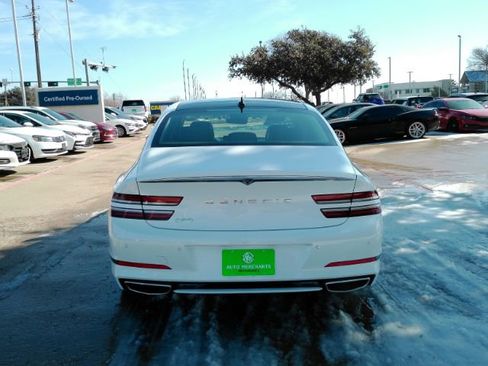 Used 2022 Genesis G80 2.5T w/ Prestige Package image 9