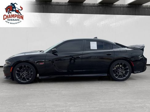 Used 2022 Dodge Charger Scat Pack w/ Driver Convenience Group RWD image 2