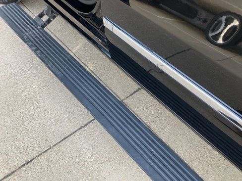 Certified 2019 RAM 1500 Limited w/ Advanced Safety Group image 11